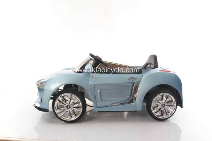 Plastist Baby akuga elektriline laste auto